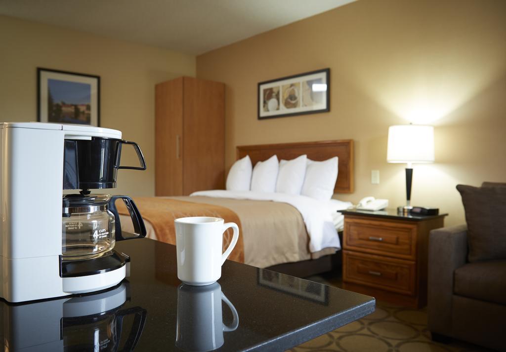 Comfort Inn South Shore Boucherville Buitenkant foto