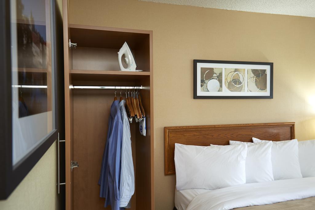 Comfort Inn South Shore Boucherville Buitenkant foto