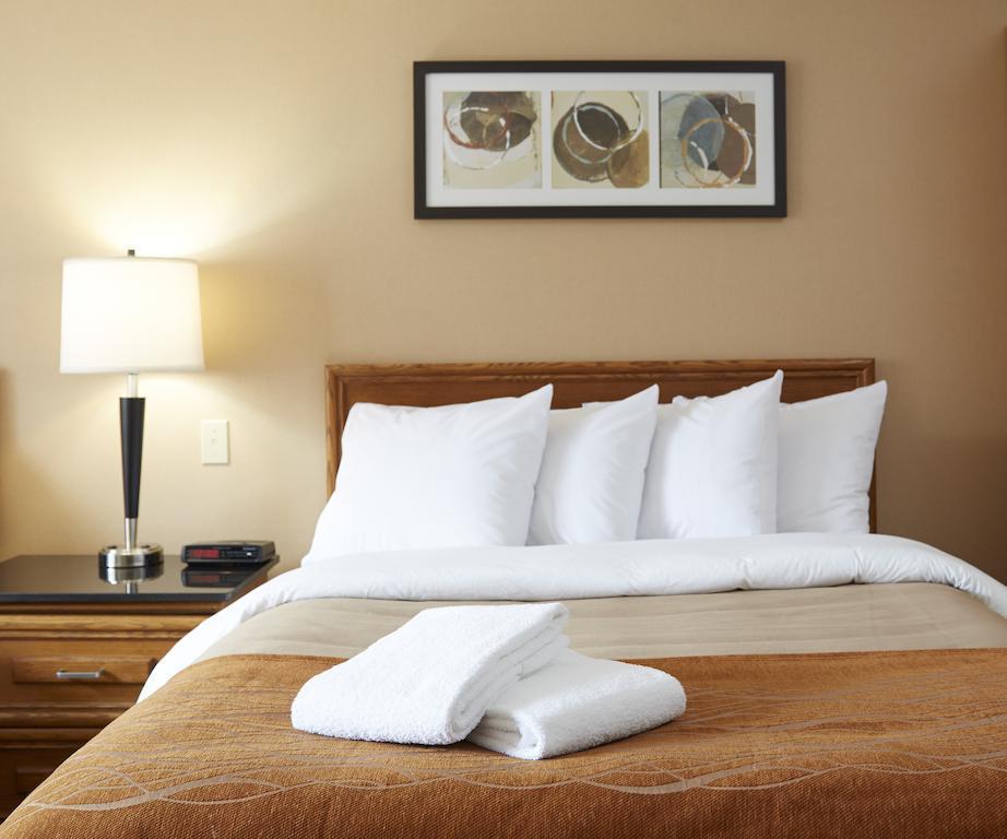 Comfort Inn South Shore Boucherville Buitenkant foto